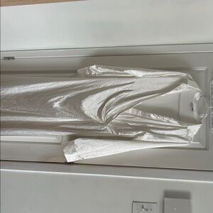 Elegant White Long Sleeve Maxi Dress